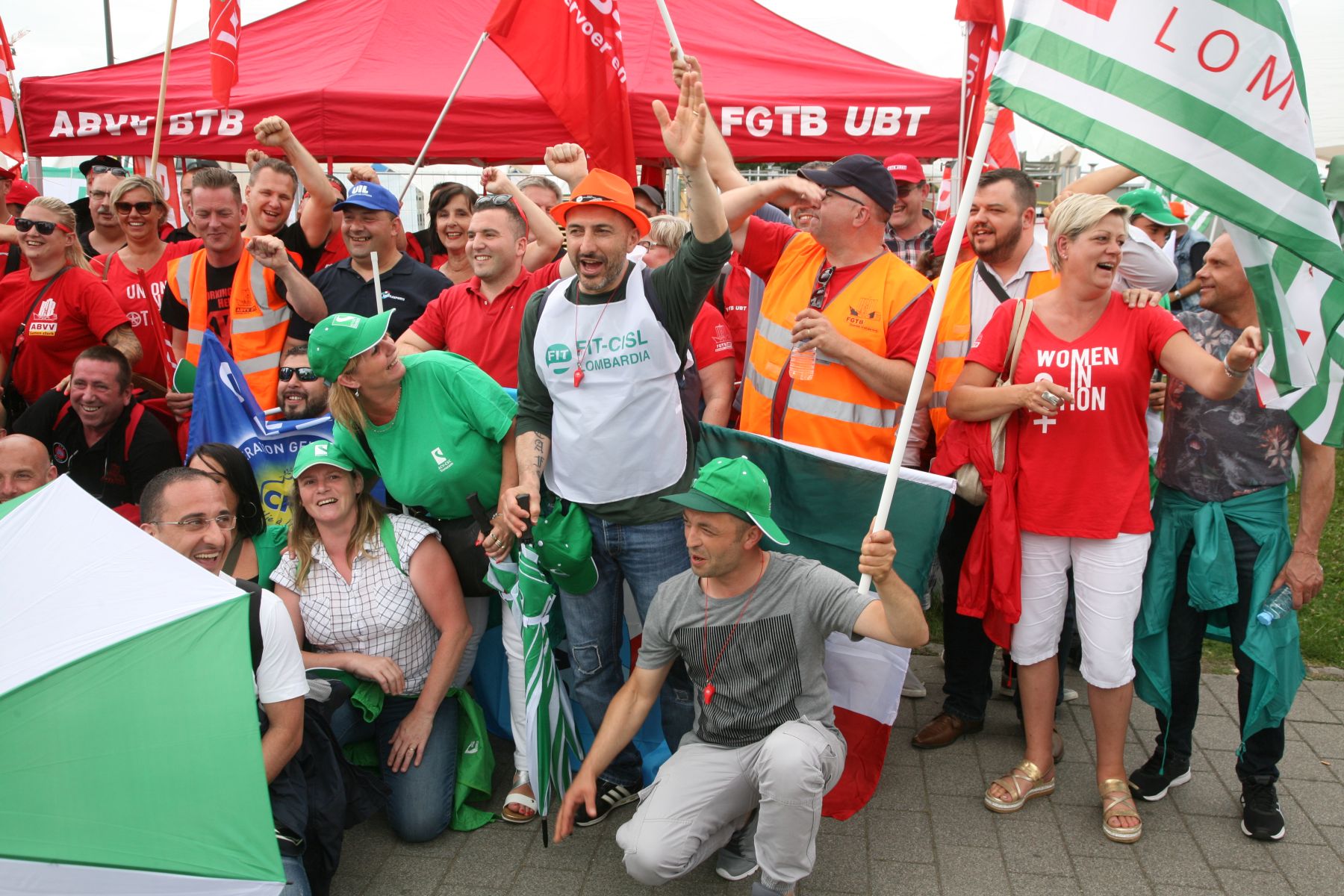 Parlamentet og de demonstrerende godssjåførene tilhører to verdener