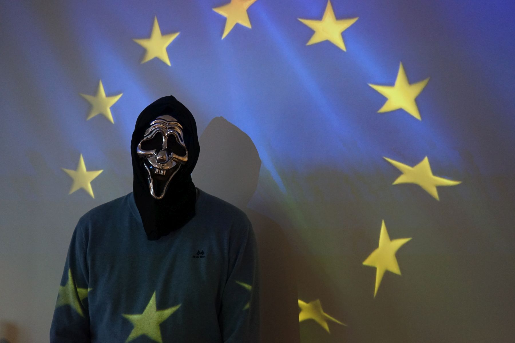 Brudd på arbeidstider, kjøre- og hviletider, miljøkrim, sosial dumping, trygdemisbruk og skatteunndragelser er hva Vegvesenets krimenhet har avdekket.